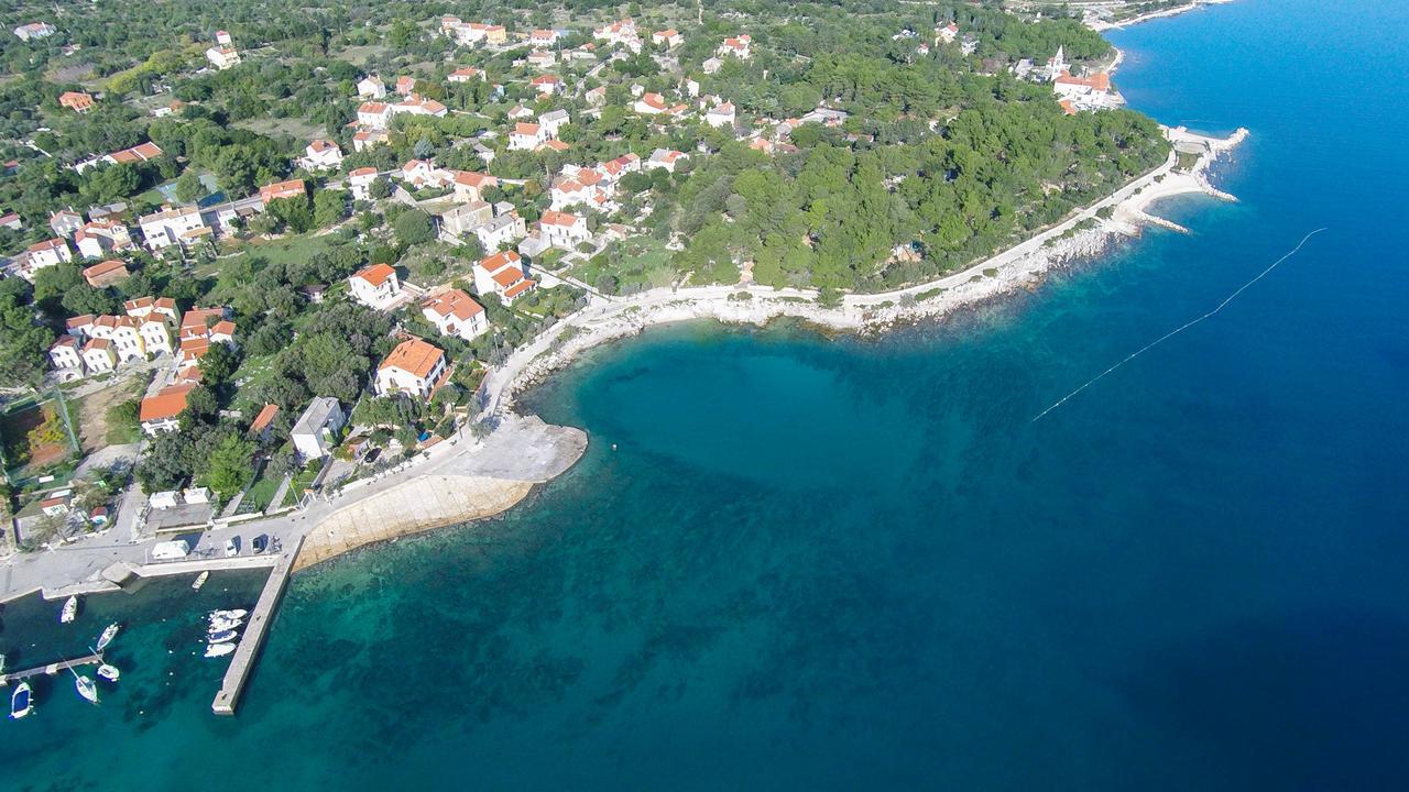 Apartments Del Sole Нерезине Екстериор снимка