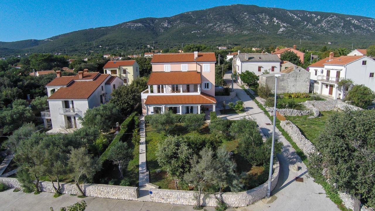 Apartments Del Sole Нерезине Екстериор снимка