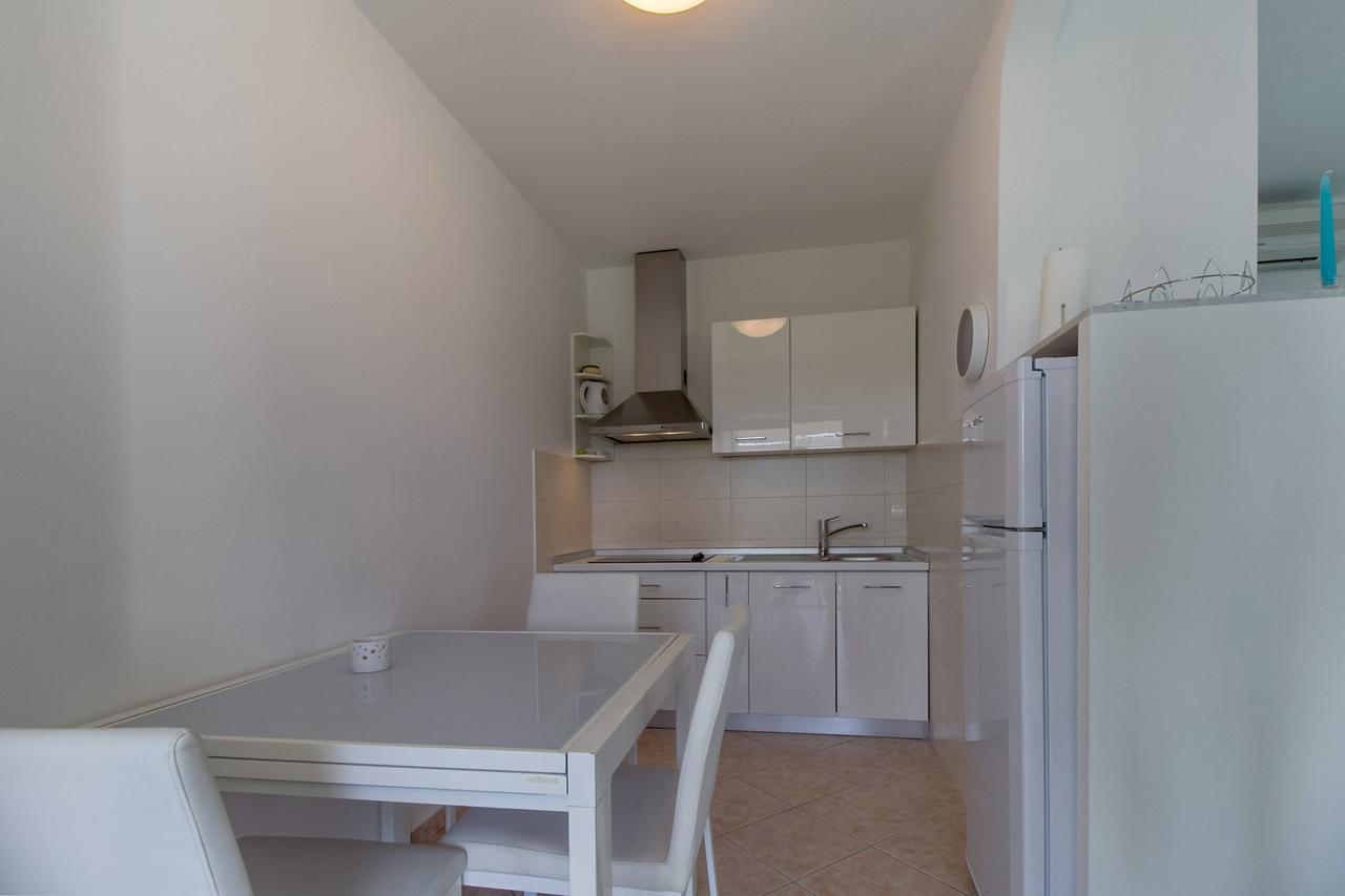 Apartments Del Sole Нерезине Стая снимка