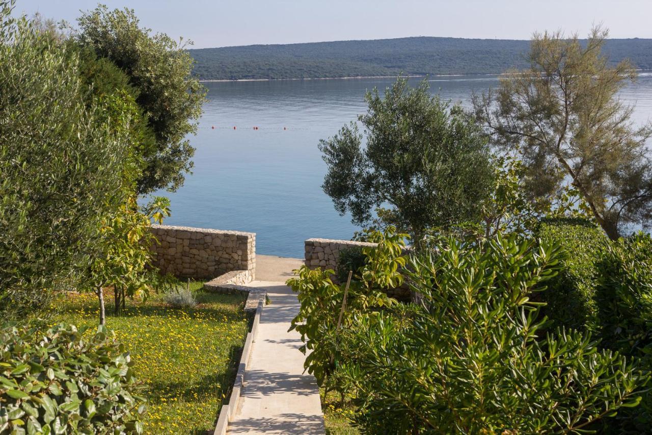 Apartments Del Sole Нерезине Екстериор снимка